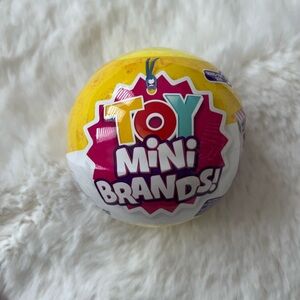 Zuri Toy mini brands
